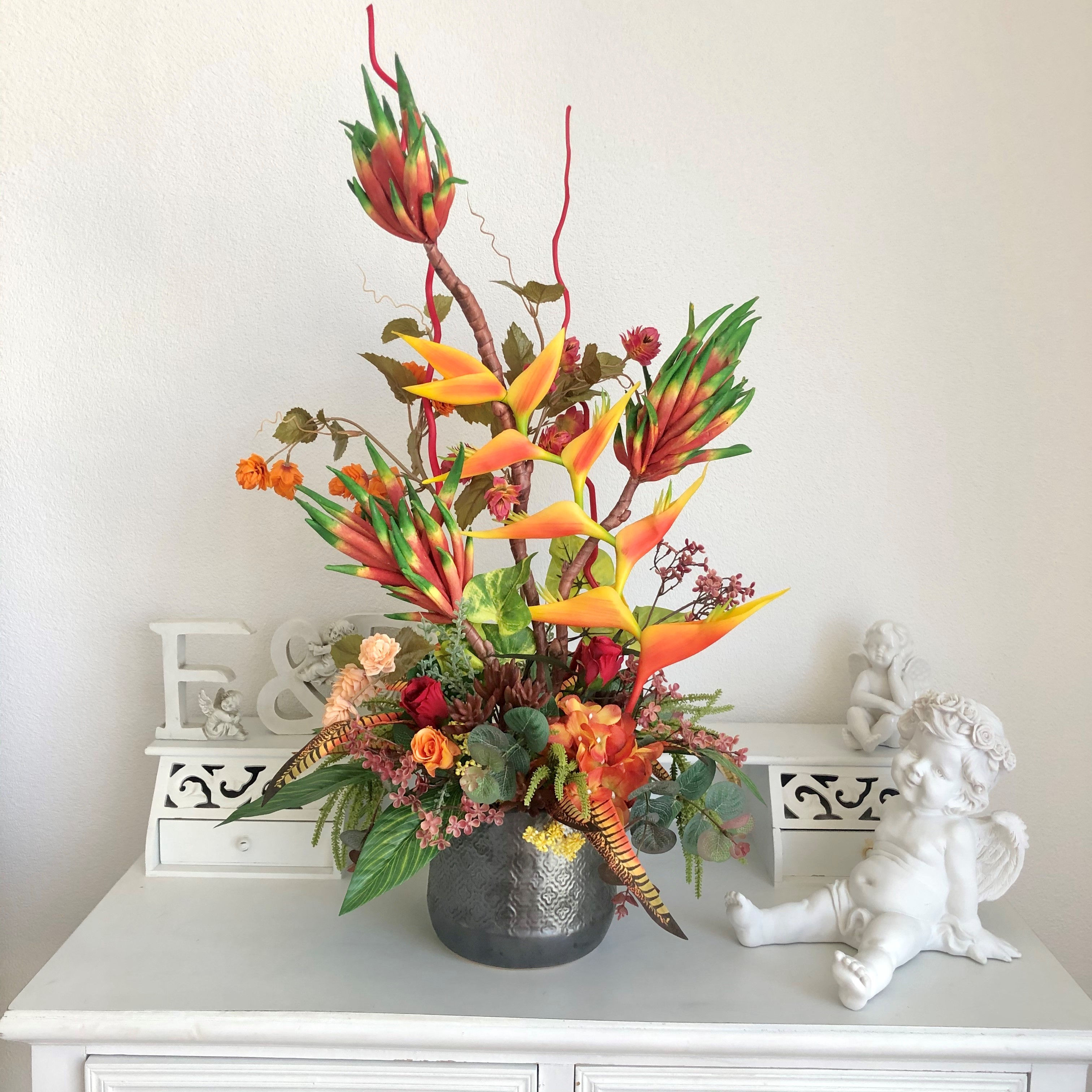 Kunstblumen Arrangement in einer Vase