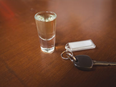 El efecto del alcohol, drogas y medicamentos en la conducción