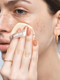 Прев'ю: Кушон Lock & Go Long‑Lasting Foundation-Chantily