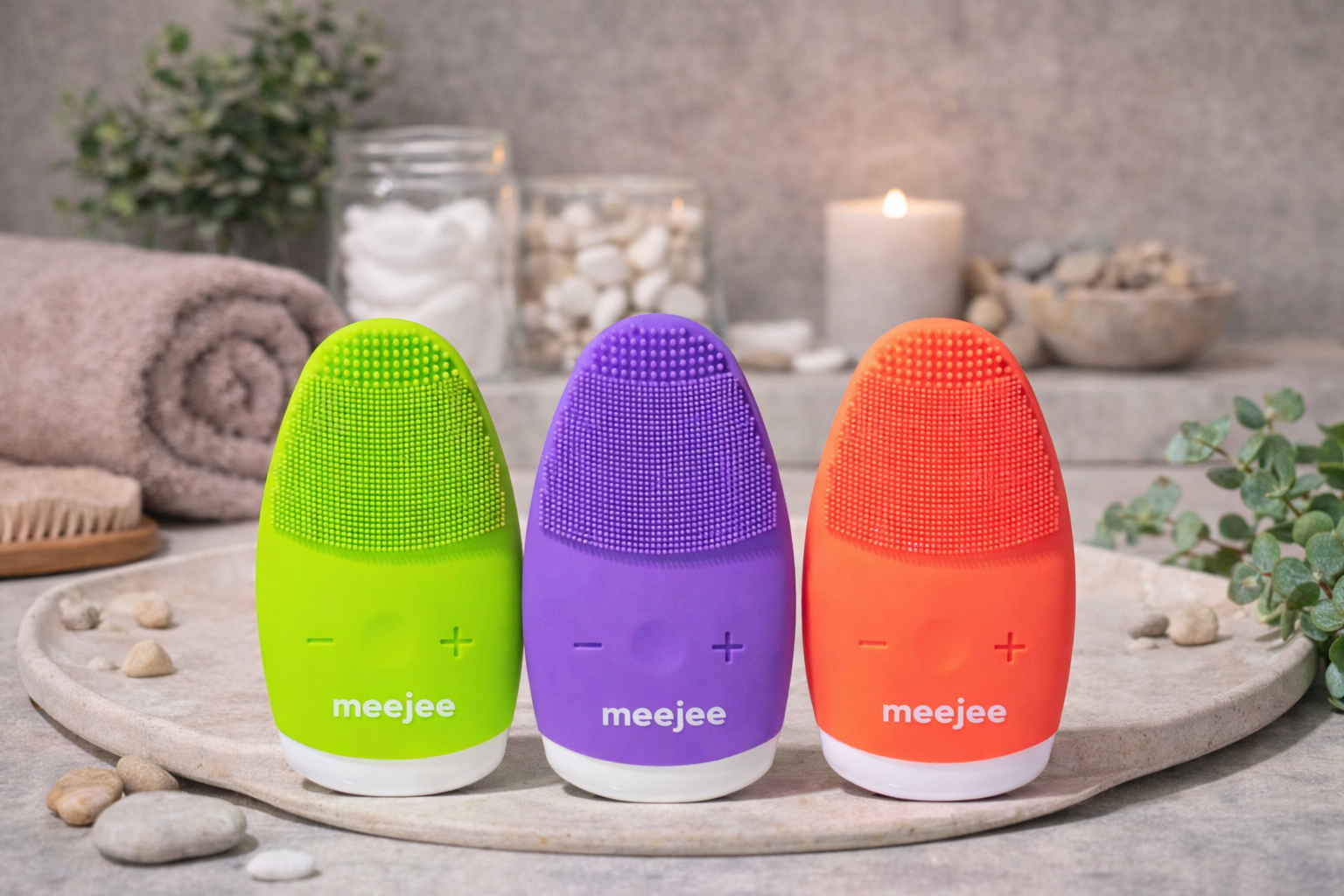 Meejee Ultrasonic Facial Cleaning Brush (NEON)