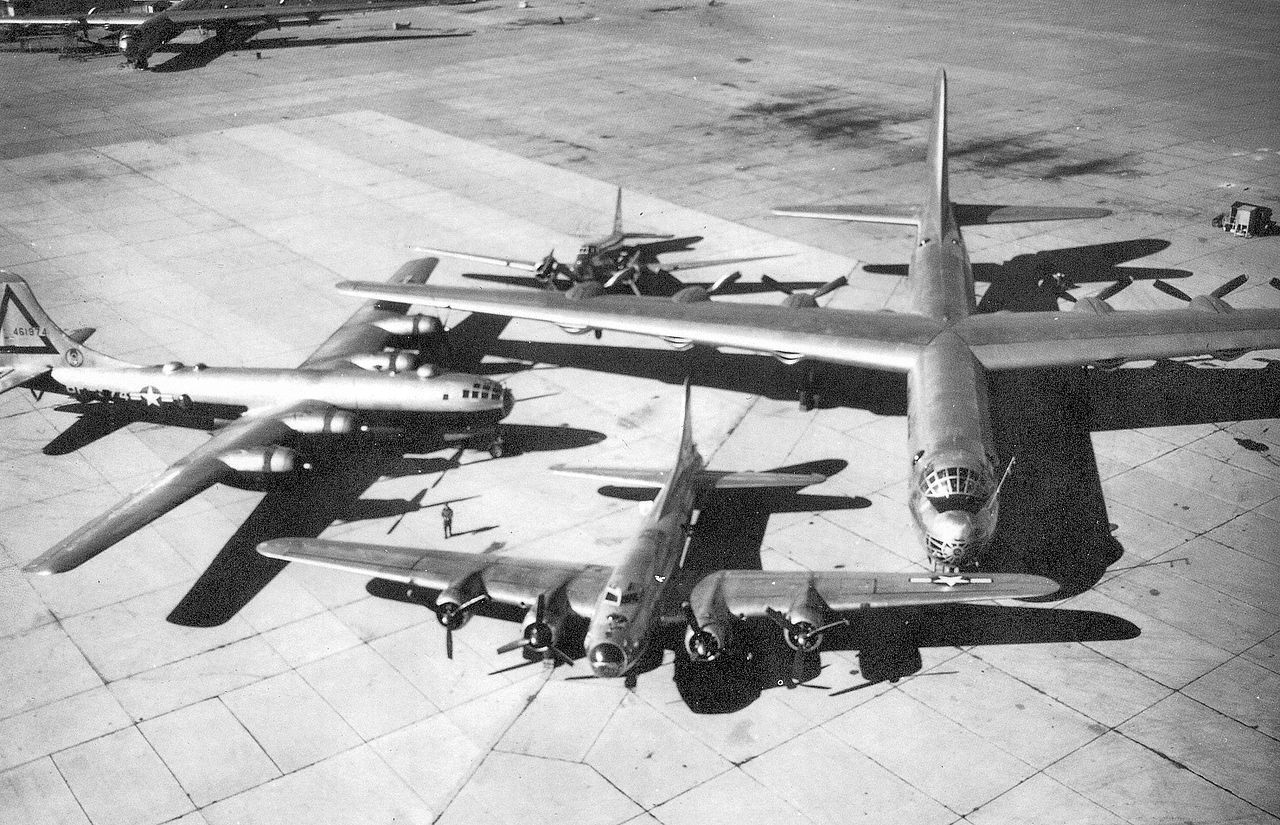 1280px-Carswell_Bomber_Static_Display