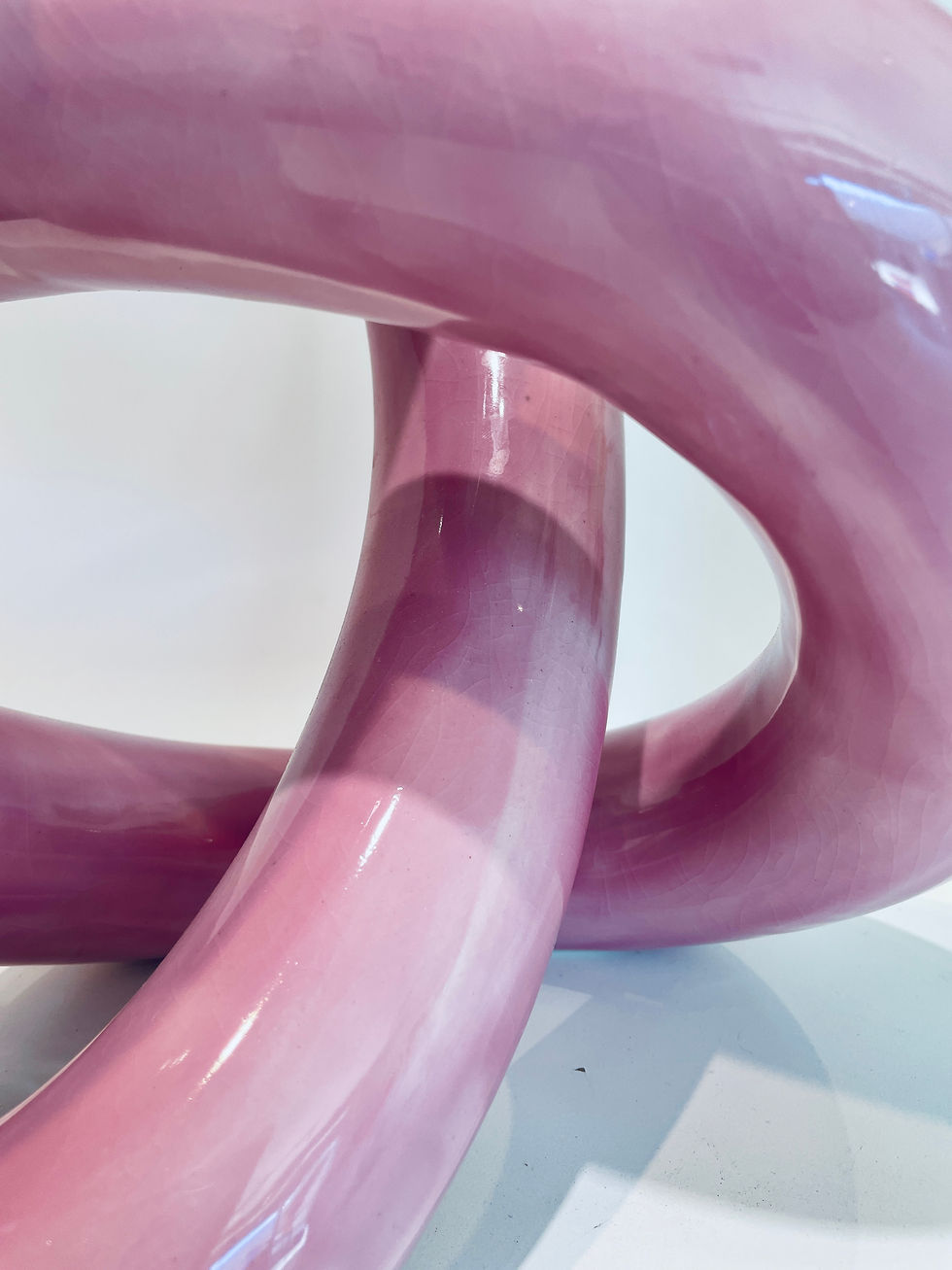 Thumbnail: Knotty Vase (Pink)