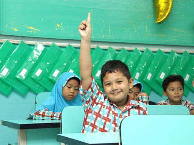 ADAB MENUNTUT ILMU