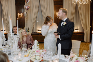 Intimer Moment bei der Hochzeitsansprache – Fine Art Hochzeitsfotografie