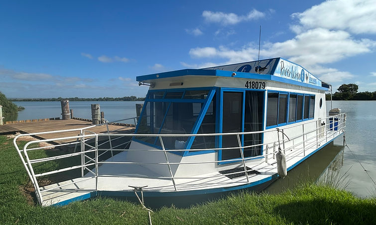 River Wren Riverboat