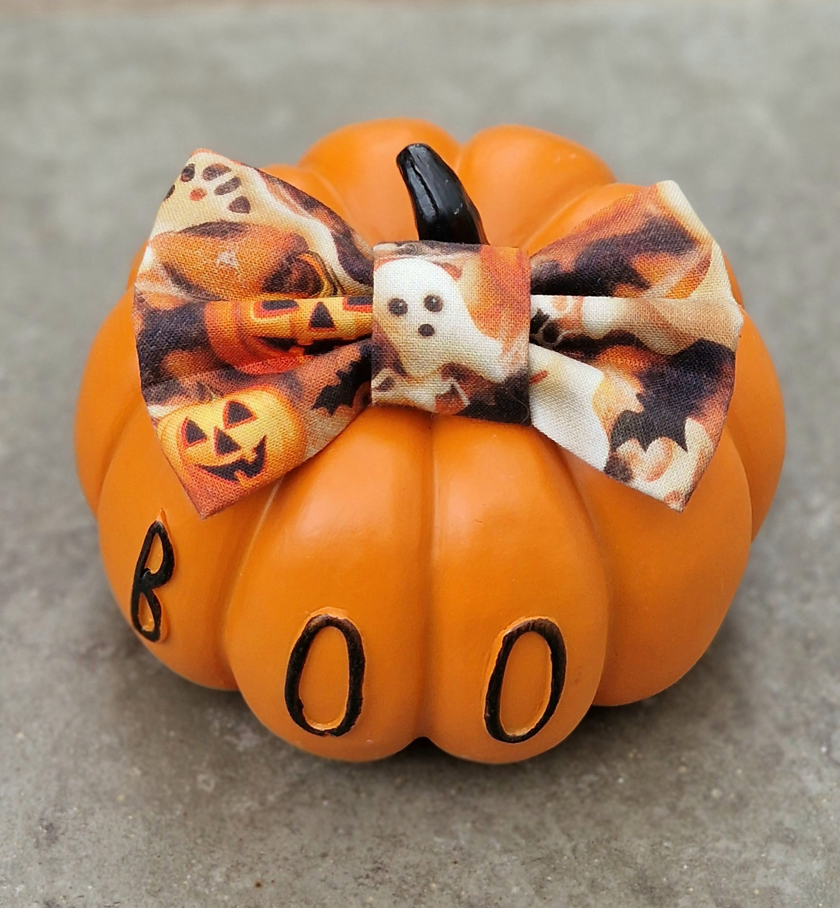 Ghosts and pumpkins dog bow tie