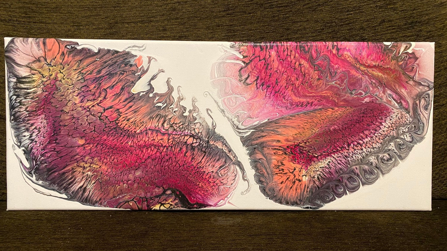 20” x 8” canvas laquer finish