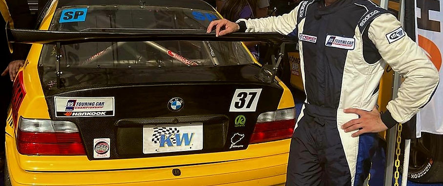 The 2023 USTCC season began at the Las Vegas Speedway for The Speed Traveler #37 BMW, driven by
Chris Evertsen and prepared and engineered by Ben Penn.