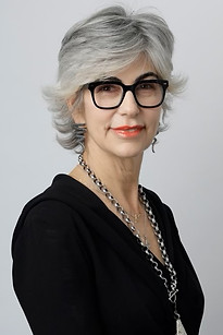 Lesley.jpg