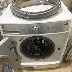 dirty-door-gasket-sitting-on-washing-machine-charlotte-nc-service-direct-appliances-hvac