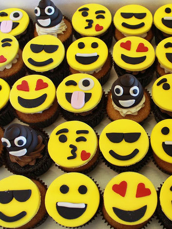 emoji-cupcakes.jpeg