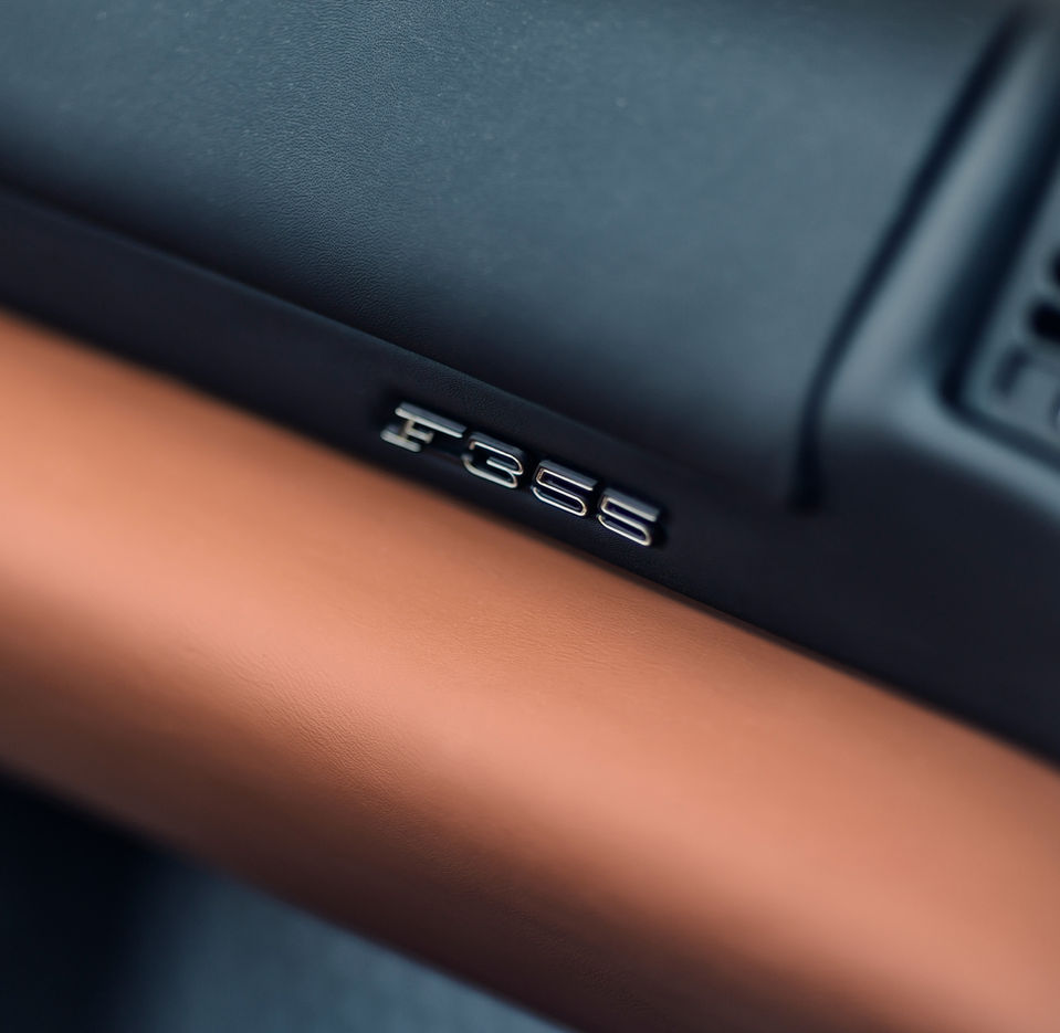 Ferrari 355 Interior.jpg