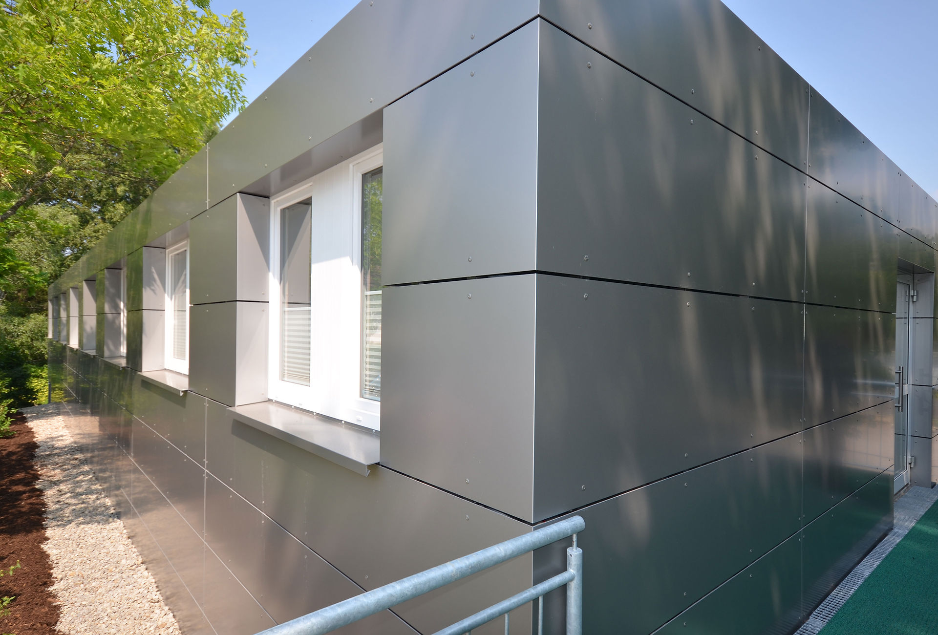Alucobond Fassade Metallic Vinzenz von Paul Hospital Rottweil
