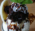 Big brownie banana sundae