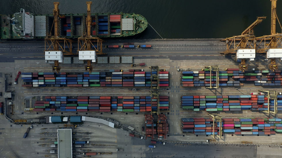 NO456206_Containers_Shipping_Containers_3840x2160.mp4