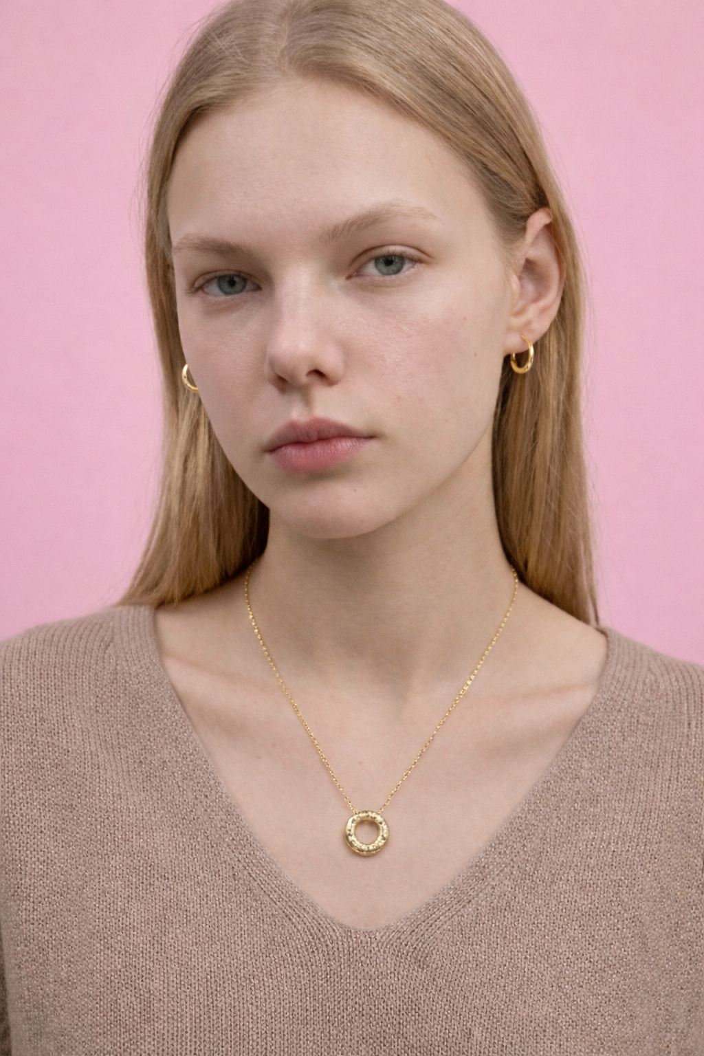 Diamond Doughnut Pendant 