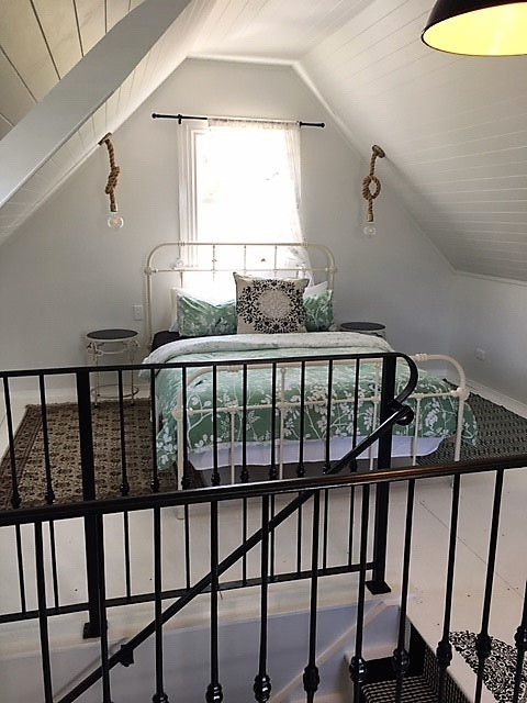 Queen Bed