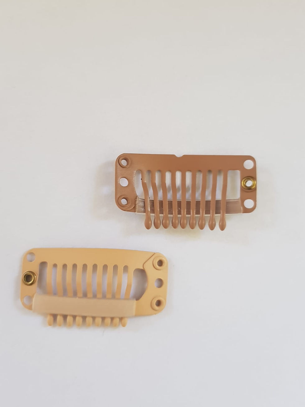 תמונה ממוזערת: מסרקון תיקתק לפאה או תוספת שיער בז