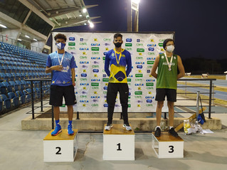Escola de Atletismo da AABB Cuiabá conquista 11 medalhas no Estadual Caixa de Atletismo Sub20