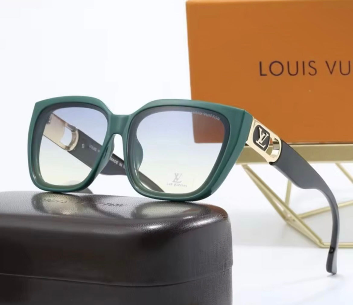 Vizzical “Emerald Elite” Signature Frames