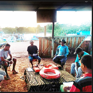 Círculos com os pescadores do Projeto Comunitário Kasa di Sardinha..jpeg
