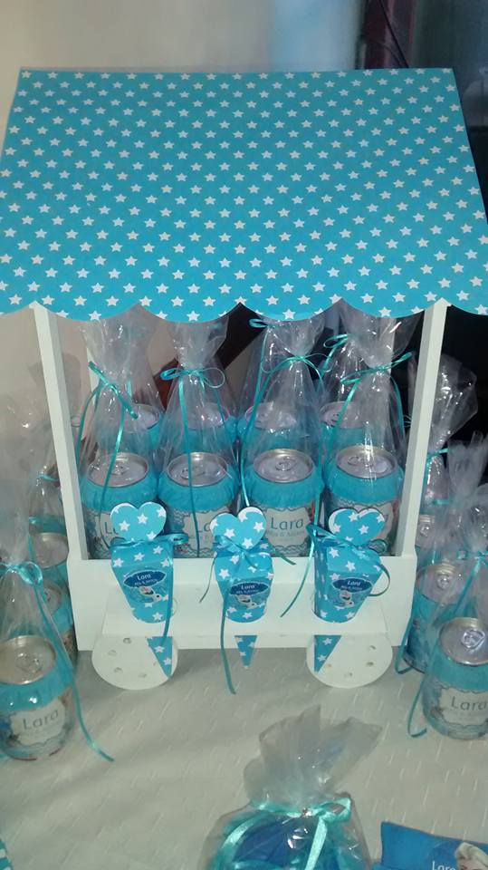 quiosco con mini coca-cola y rocklet