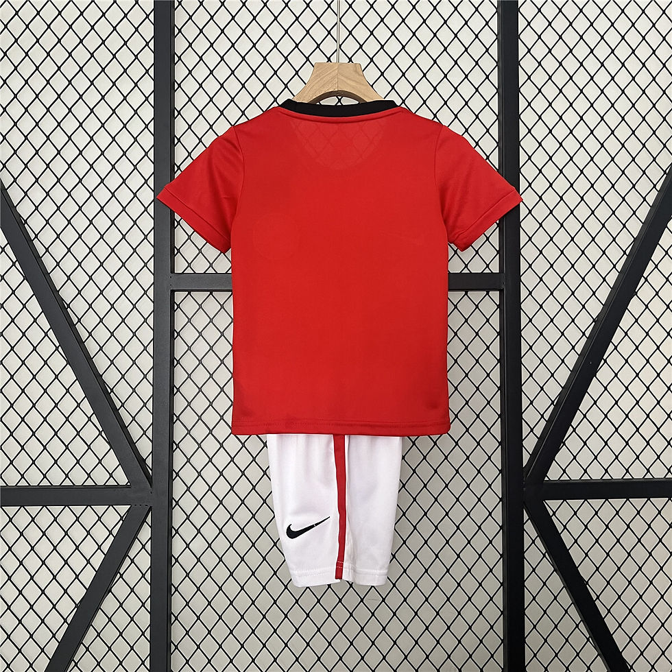 Thumbnail: MAN UTD 09/10 RETRO HOME JERSEY