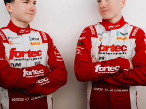 The Twins Taking On British F4