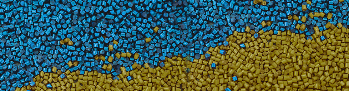 Recycled Colour - Recycling plastics for