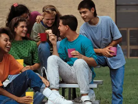 Why Life in the 90s Before Social Media Was Special and Unique