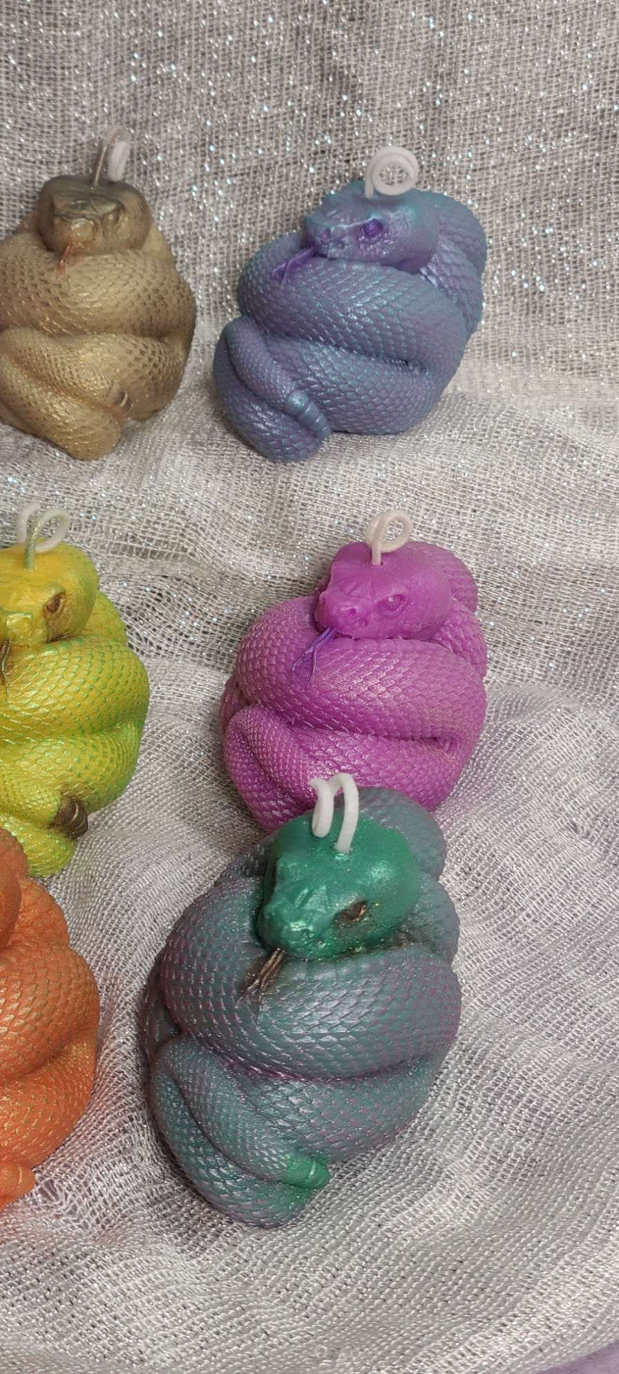 Thumbnail: Coiled Snake Candle