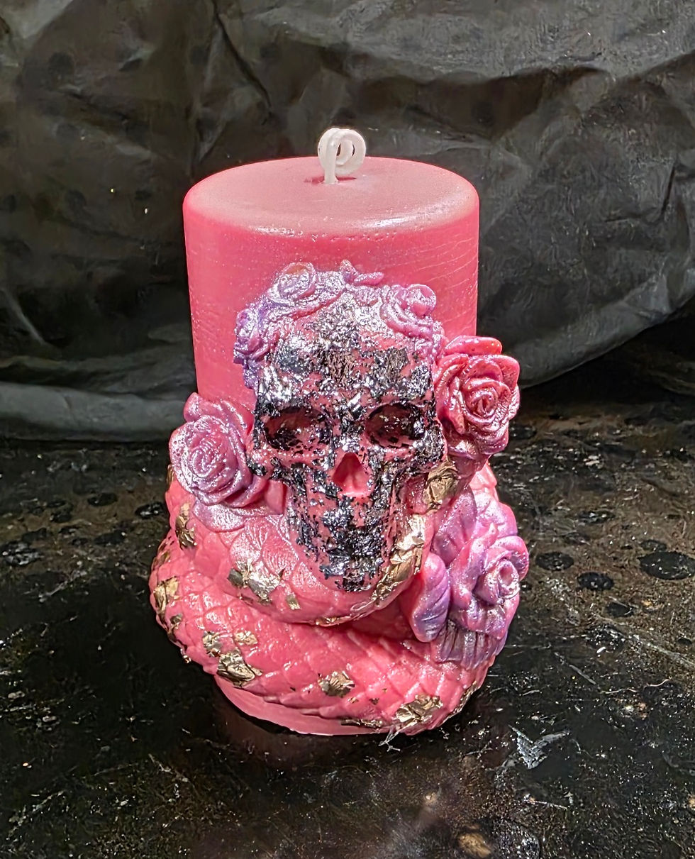 Thumbnail: Serpentine Skull Pillar Candles