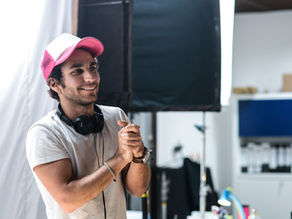 Adrián Saba: “Me interesa mucho tomar la comedia y acercarla a mí para darle otro sentido”.