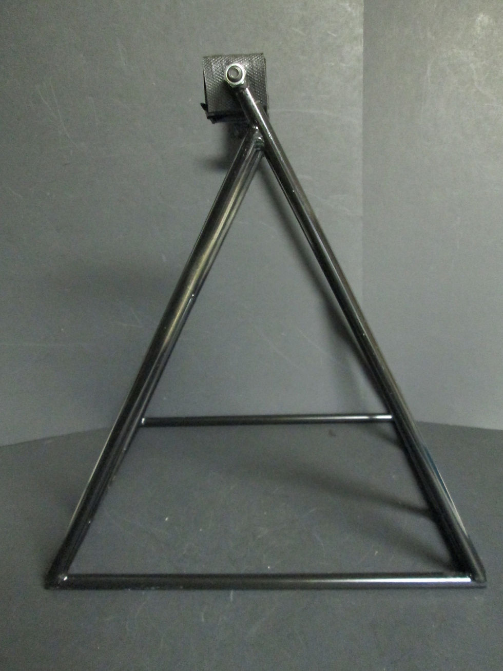 Thumbnail: Triangle Bike Stand