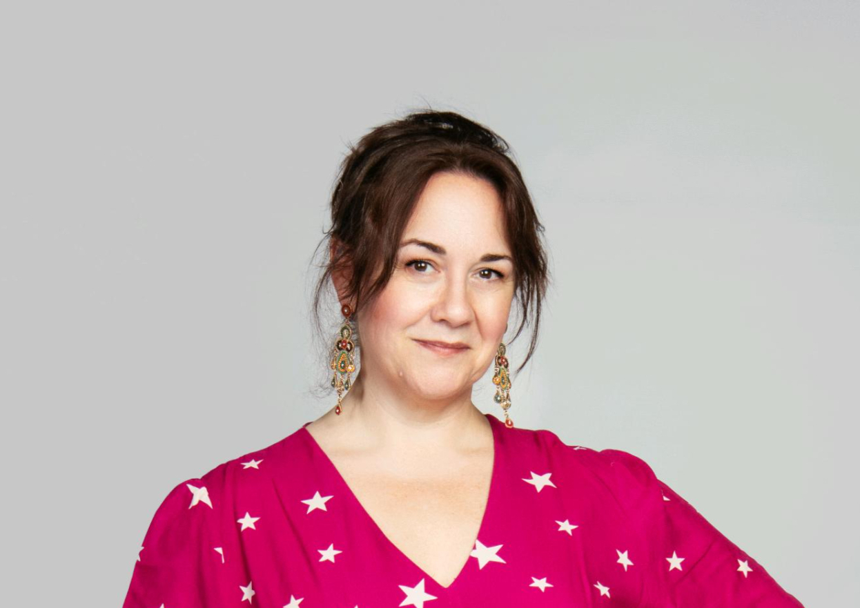 Writer: Claire Lindsay