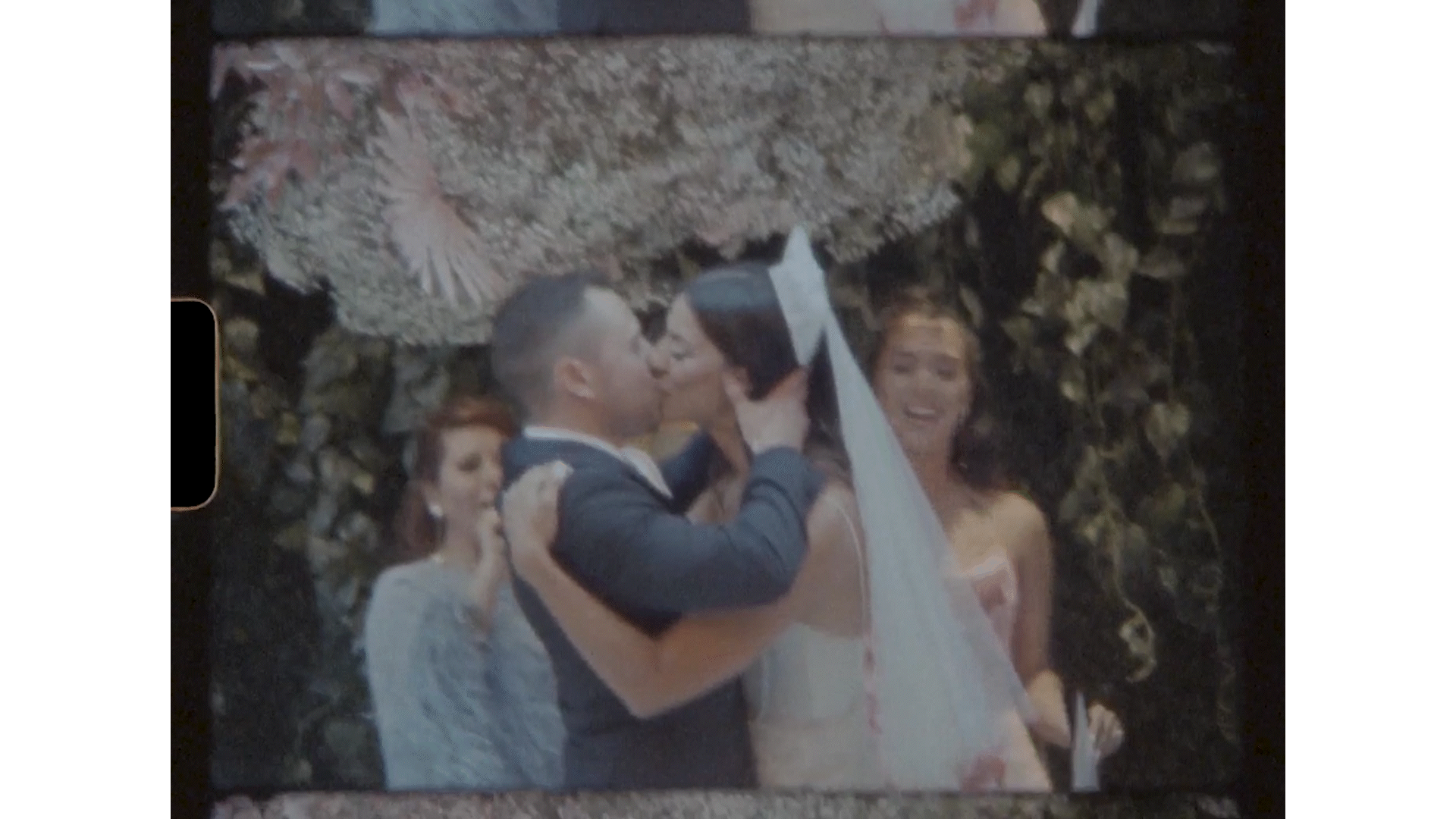 OLI AND ADI FILM-_4.gif