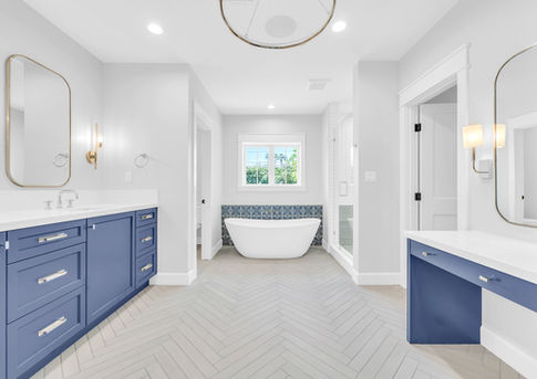 Professional interior real estate photography of luxury Phoenix home living room, high-resolution visuals by The Listing Bees  