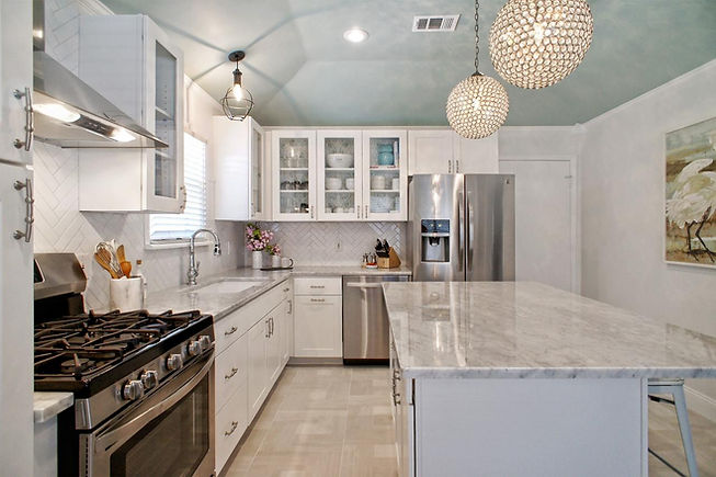 BeylaBlue-Design_Fort-Worth-Bungalow_1.j