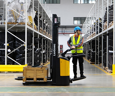 Apilador Electrico CLG2020H-RF4