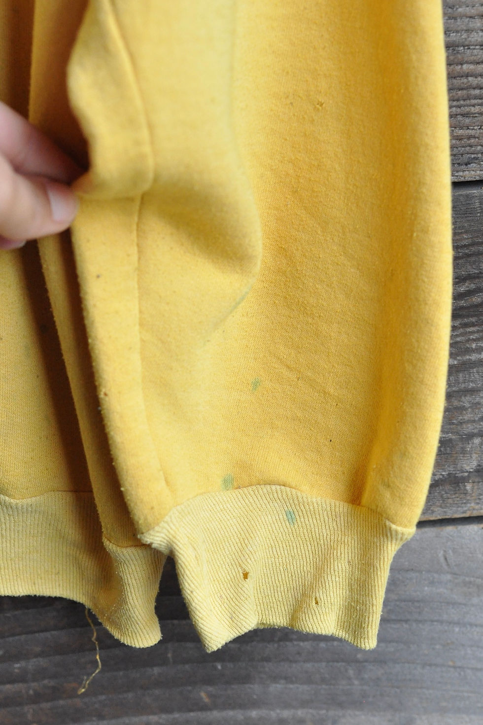 Thumbnail: right sleeve