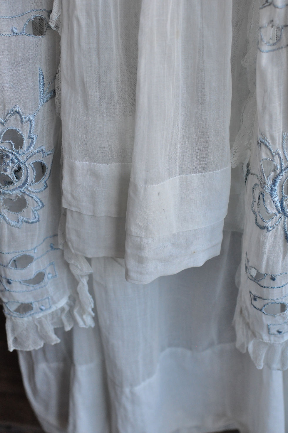 Thumbnail: mark on front of skirt