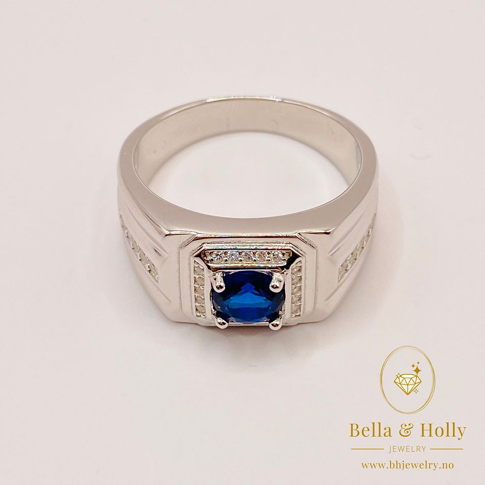 Thumbnail: Midnight Grace Sapphire Ring – 925 Sterling Silver