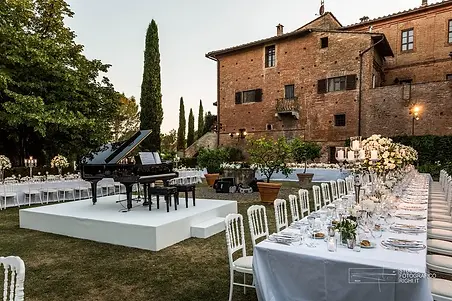 tuscany-wedding-castle-06-20e4082c.webp