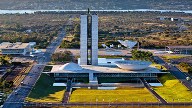 A Anatomia do Poder Legislativo: Câmara dos Deputados e Senado Federal