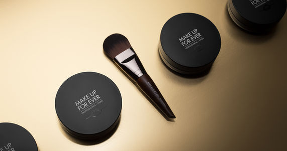 photographie produit maquillage studio éclairage professionnel packshot cosmétique