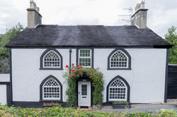 Dee Mount House front