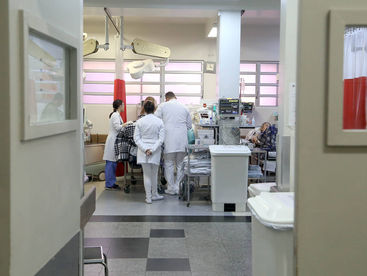 Governo irá contratar mais de 400 profissionais para hospitais universitários