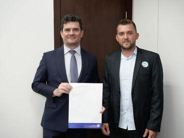 Em Brasília, AEAPG leva reivindicações para o Congresso Nacional