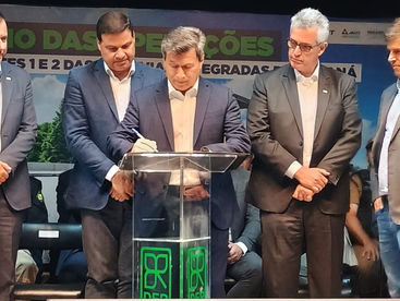 Via Araucária assina documento que oficializa o início das operações