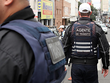 Tráfego será bloqueado nesta tarde para desfile de blocos da München Fest